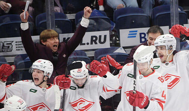 Кажется, «Спартак» сорвал банк с новым тренером. У него почти нет опыта, зато огромная любовь к атаке и доверие молодым