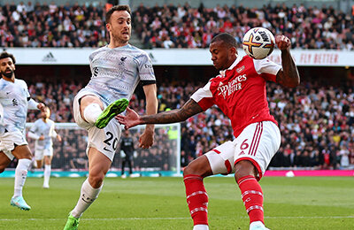 Майкл Оливер, премьер-лига Англия, Эвертон, Манчестер Юнайтед, Ливерпуль, Арсенал, Фулхэм, Вест Хэм, судьи