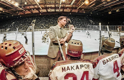 Уолтер Гретцки, Дэйв Кинг, ЦСКА, Вячеслав Фетисов, Алексей Касатонов, Сборная Канады по хоккею с шайбой, Уэйн Гретцки, Владислав Третьяк, Игорь Ларионов, Владимир Крутов, Сергей Макаров, сборная СССР, Сборная России по хоккею с шайбой, Виктор Тихонов, Анатолий Фирсов