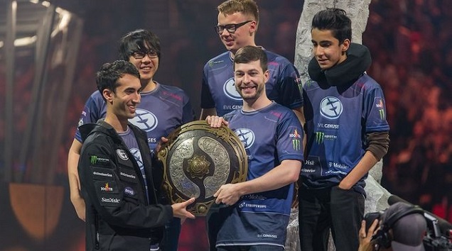 World of Tanks, Team Envy, Evil Geniuses, Counter-Strike 1.6