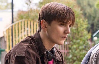 Сериалы, Трейлеры фильмов, Мир! Дружба! Жвачка!, Юра Борисов, Виктор Сухоруков