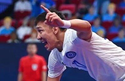 Sports – Казахстан, Азат Валиуллин, сборная Украины, Пауло Рикардо Фигейро Силва (Кака), чемпионат Европы, сборная Казахстана, Биржан Оразов, Игита, сборная Италии по мини-футболу