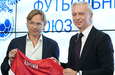 Артем Дзюба, Ростов, Сборная России по футболу, РФС, Александр Дюков, Станислав Черчесов, Валерий Карпин, Николай Писарев, премьер-лига Россия, Зенит, Спартак