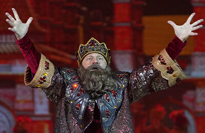 Татьяна Навка, Галина Змиевская, ледовые шоу, Алексей Урманов, Дмитрий Свищев, Федерация фигурного катания Украины, НОК Украины, Александр Жулин, Виктор Петренко