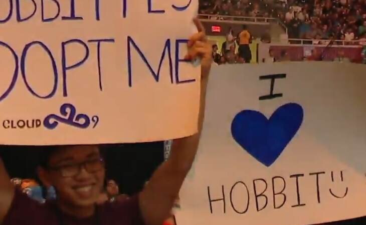 Владислав «nafany» Горшков, Абай «HObbit» Хасенов, NAVI, Cloud9