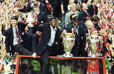 Оле-Гуннар Сульшер, Алекс Фергюсон, Петер Шмейхель, Энди Коул, Дуайт Йорк, Тедди Шерингем, Яп Стам, Манчестер Юнайтед, Дэвид Бекхэм, Рой Кин, Гари Невилл