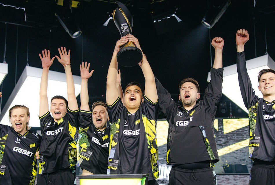 ESL Pro League Season, NAVI, Aurora