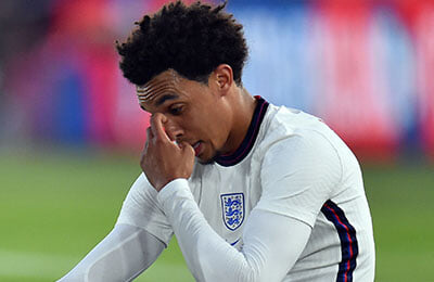 Сборная Нидерландов по футболу, Арсен Захарян, Сборная Англии по футболу, Сборная России по футболу, Лоренцо Пеллегрини, Стефано Сенси, Виктор Коваленко, Яспер Силлессен, Трент Александер-Арнолд, Сборная Италии по футболу, травмы, Сборная Польши по футболу, Мэйсон Гринвуд, Аркадиуш Милик, Донни ван де Бек, Сборная Украины по футболу, Виталий Буяльский, Зенит, Ливерпуль, Манчестер Юнайтед