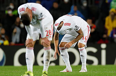 Лига чемпионов УЕФА, Харис Сеферович, Бенфика, Хави, Барселона