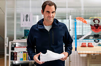 Макс Айзенбад, бизнес, Мария Шарапова, Uniqlo, Роджер Федерер, Тайгер Вудс, Андре Агасси, Nike, деньги, ATP