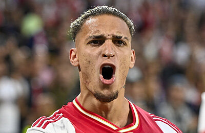 Манчестер Юнайтед, премьер-лига Англия, трансферы, Аякс, Эрик тен Хаг, Антони, Хаким Зиеш