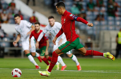 Фернанду Сантуш, Криштиану Роналду, Бруну Фернандеш, Маркус Рэшфорд, Сборная Португалии по футболу, Сборная Катара по футболу, Оле-Гуннар Сульшер, Карл Дарлоу, Манчестер Юнайтед, Ньюкасл, премьер-лига Англия