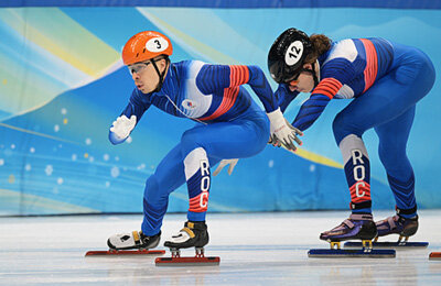 Семен Елистратов, сборная Китая жен, шорт-трек, Олимпийская сборная России, сборная России (шорт-трек), Софья Просвирнова, Олимпиада-2022, Константин Ивлиев, сборная США