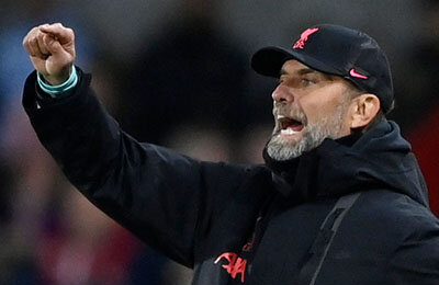 Тоттенхэм, Лестер, Фулхэм, Вест Хэм, Брентфорд, Борнмут, Саутгемптон, премьер-лига Англия, Ноттингем Форест, Манчестер Сити, Кристал Пэлас, Эвертон, Вулверхэмптон, Короткий Спортс, Манчестер Юнайтед, Брайтон, Ливерпуль, Арсенал, Астон Вилла, Лидс, Ньюкасл, Челси