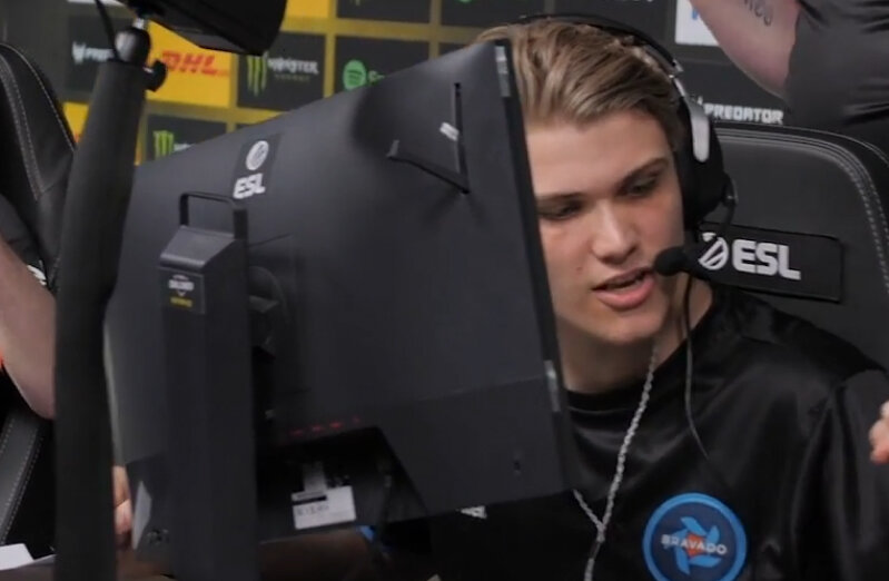 Марекс «Yekindar» Галинскис, Кай «CYPHER» Уотсон