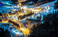 Кертис «Aui_2000» Лин, The International, Иван «MinD_ContRoL» Иванов, Питер «Ppd» Дагер, Амер «Miracle-» аль-Баркави, DPC Европа, Куро «KuroKy» Салехи Тахасоми, Саахил «UNiVeRsE» Арора, WePlay! Bukovel Minor, Dota Summit, Марун «GH» Мерхей, Dota Pro Circuit