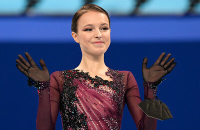 Татьяна Навка, сборная России, чемпионат мира по фигурному катанию, Татьяна Тарасова, Меган Дюамель, Каори Сакамото, женское катание, Валентин Писеев, Инна Гончаренко, Илья Авербух, Кристин Бреннан