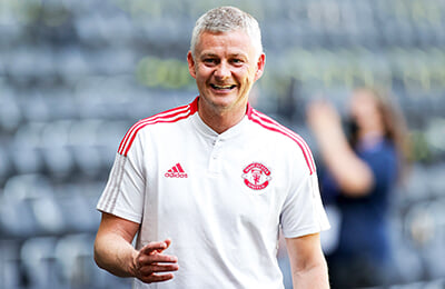 Рафаэль Варан, Манчестер Юнайтед, премьер-лига Англия, Джейдон Санчо, возможные трансферы, Оле-Гуннар Сульшер, Джон Мерто, трансферы, Никки Батт, Дин Хендерсон, Даррен Флетчер, Давид Де Хеа