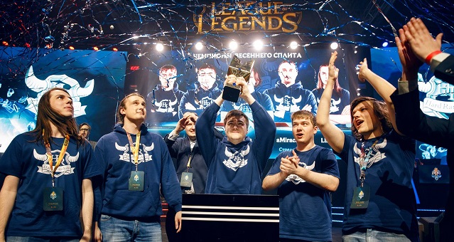 Континентальная лига, Riot Games