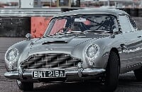 Формула-1, Кино, Джеймс Бонд, техника, Астон Мартин, Себастьян Феттель