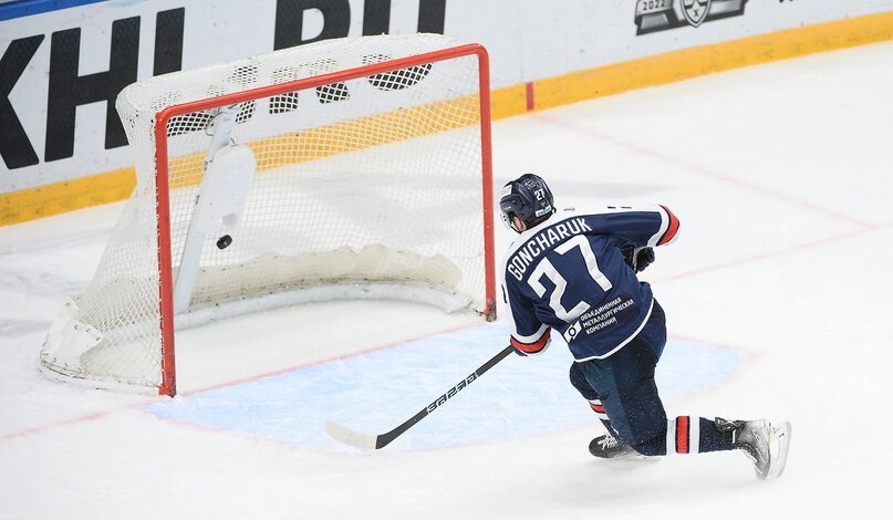 Январь в КХЛ: возрождение «Ак Барса» и битва в конференциях