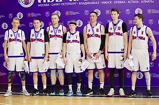 Команда из Москвы завоевала первое место на международном турнире любительского баскетбола