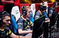 NAVI, Павел «9pasha» Хвастунов, Владислав «Crystallize» Кристанек, Никита «young G» Бочко, Александр «Immersion» Хмелевской, Ильяс «Kingslayer» Ганеев, Михаил «Misha» Агатов, Блоги