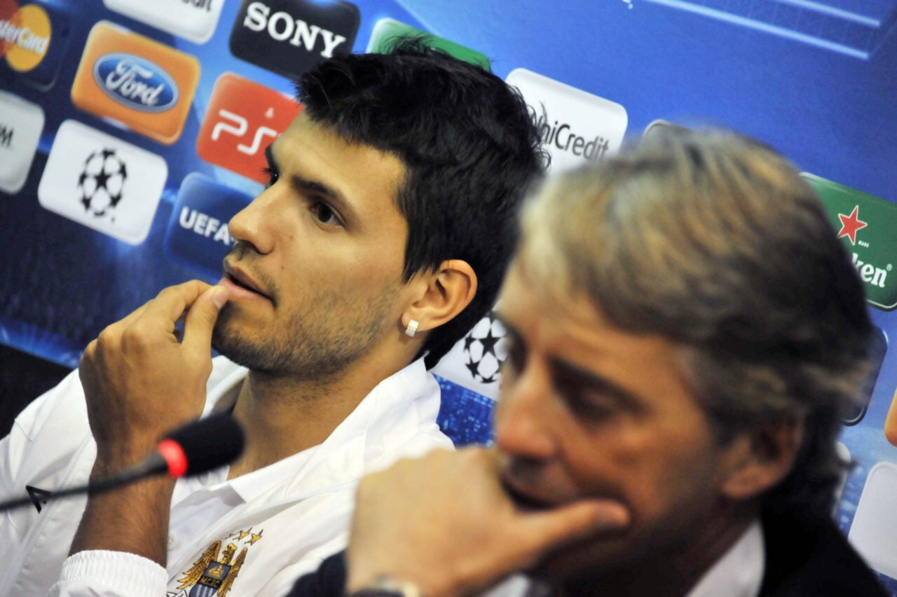 Серхио Агуэро, Барселона, Роберто Манчини