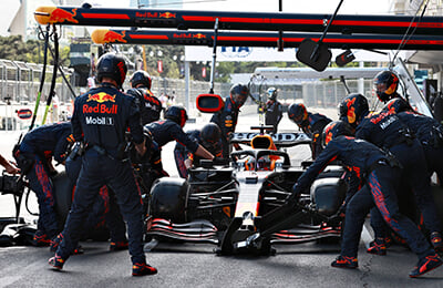 Мерседес, Ред Булл, Формула-1, Льюис Хэмилтон, видео, техника, Макс Ферстаппен, Гран-при Азербайджана