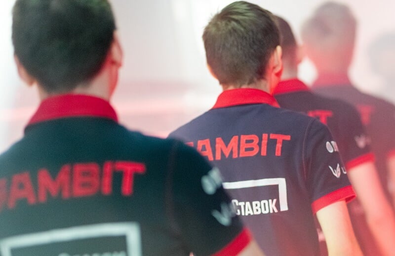 Fnatic, BIG, Astralis, Intel Extreme Masters Winter 2021, Ninjas in Pyjamas, TyLoo, Faze Clan, G2 Esports, OG, Ence, Virtus.pro, Team Liquid, Heroic, MOUZ, Gambit, Team Vitality, Godsent