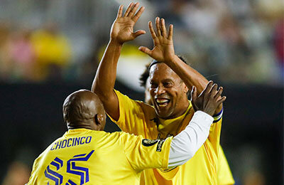 Кафу, Поль Погба, Винисиус Жуниор, Роберто Карлос, Роналдиньо, Стив Нэш, Рене Игита