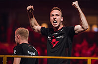 Лукас «gla1ve» Россандер, Кристофер «GeT_RiGhT» Алесунд, Фредди «KRIMZ» Йоханссон, Александр «S1mple» Костылев, Николай «Device» Ридтц