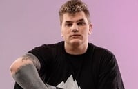 Владимир «RodjER» Никогосян, Андрей «ALWAYSWANNAFLY» Бондаренко, Богдан «Iceberg» Василенко, Роман «Ramzes666» Кушнарев, Владимир «No[o]ne» Миненко, NAVI, Алик «V-Tune» Воробей, Виктор «GeneRaL» Нигрини