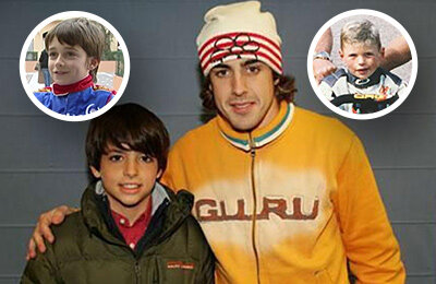 Макс Ферстаппен, Логан Сарджент, Юки Цунода, Михаэль Шумахер, Валентино Росси, Ланс Стролл, Формула Рено, Карлос Сайнс-старший, Ландо Норрис, Эстебан Окон, Карлос Сайнс, Джордж Расселл, Сьюзи Вольфф, Александр Албон, Мерседес, Серхио Перес, Астон Мартин, Минарди, Заубер, Макларен, картинг, Феррари, Валттери Боттас, Шарль Леклер, Чжоу Гуаньюй, Гран-при Малайзии, Фернандо Алонсо, Альфа Таури, Пьер Гасли, Уильямс, Ред Булл, Оскар Пиастри, Льюис Хэмилтон, Йос Ферстаппен, Хаас, Альпин, Нико Хюлькенберг, Ник де Врис, Формула-1, Кевин Магнуссен, Гран-при Саудовской Аравии