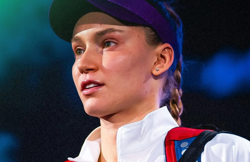 Рыбакина впервые в карьере в полуфинале итогового. Верите в нее?