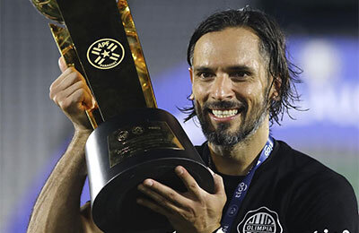 высшая лига Парагвай, Малага, Либертад, Роке Санта Крус, Блэкберн, Бавария, Олимпия Асунсьон