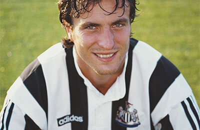 Давид Жинола, Астон Вилла, Сборная Франции по футболу, премьер-лига Англия, Ньюкасл, Эвертон, Тоттенхэм