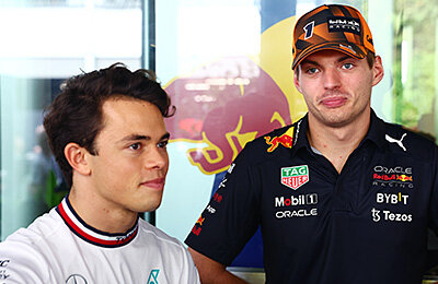 Уильямс, Мерседес, переходы, Гельмут Марко, Альфа Таури, Ник де Врис, Юки Цунода, Формула-1, Серхио Перес, Ред Булл, Макс Ферстаппен