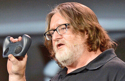 Valve, Гейб Ньюэлл, Максим «GabeFollower» Полетаев