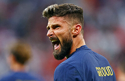 Кайл Уокер, Тео Эрнандес, ЧМ-2022, Усман Дембеле, Букайо Сака, Дидье Дешам, Адриен Рабьо, Сборная Англии по футболу, Гарет Саутгейт, Джордан Хендерсон, Оливье Жиру, тактика, Сборная Франции по футболу, Харри Магуайр, Килиан Мбаппе