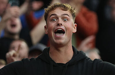 Валенсия, Энфилд, Барыс, соцсети, Локомотив, Осасуна, Формула-1, статистика, Ла Лига, КХЛ, болельщики, тактика, Михаэль Шумахер