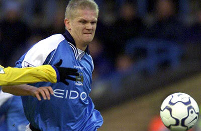 премьер-лига Англия, Альф-Инге Холанд, Лидс, Джордж Веа, Эрлинг Холанд, Манчестер Сити, Ноттингем Форест, Рой Кин