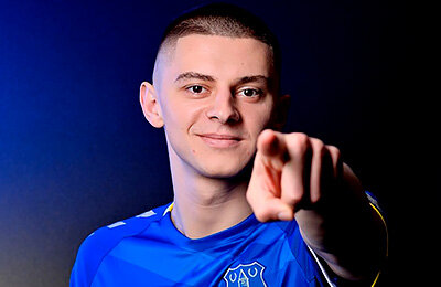 Виталий Миколенко, премьер-лига Англия, Эвертон, Рафаэль Бенитес, Люка Динь, трансферы, Андрей Шевченко, Сборная Украины по футболу, Динамо Киев