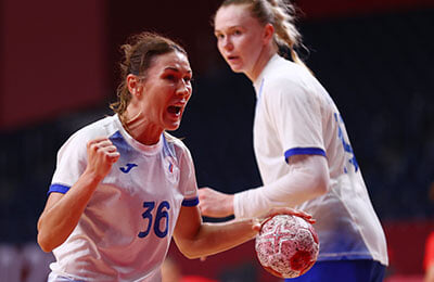 Максим Спесивцев, сборная России жен, Зенфира Магомедалиева, сборная России (прыжки в воду), сборная России жен, Виктор Минибаев, сборная России по борьбе, Дина Аверина, сборная России (синхронное плавание), Александр Бондарь, сборная России жен, Анастасия Долгова, Абдулрашид Садулаев, спортивная ходьба, Александр Сергеев, сборная России, гребля на байдарках и каноэ, Гаджимурад Рашидов, Дарья Шмелева, сборная России (художественная гимнастика), Мария Новолодская, Артем Кузахметов, Муслим Гаджимагомедов, Гульназ Губайдуллина, Олеся Ромасенко, Гульназ Хатунцева (Бадыкова), синхронное плавание, художественная гимнастика, Арина Аверина, Заурбек Сидаков, Денис Дмитриев, Наталья Подольская, Ульяна Баташова, прыжки в воду, вольная борьба, Роман Аношкин, Стальвира Оршуш, Светлана Черниговская, Анастасия Войнова, сборная России жен, Владислав Чеботарь, Эльвира Новосельцева (Хасанова), сборная России жен, сборная России, Кира Степанова, Виктор Мелантьев, Ирина Андреева