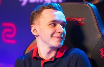 Gambit, Александр «S1mple» Костылев, PGL Major Stockholm 2021, NAVI, Дмитрий «Sh1ro» Соколов, Тимофей «Interz» Якушин, Илья «Perfecto» Залуцкий, Сергей «Ax1le» Рыхторов, Владислав «nafany» Горшков, Валерий «B1t» Ваховский, Денис «Electronic» Шарипов, Кирилл «Boombl4» Михайлов