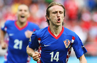 Иван Класнич, Славен Билич, Сборная России по футболу, Иван Ракитич, Дарио Срна, Сборная Англии по футболу, Лука Модрич, Сборная Хорватии по футболу, Ивица Олич, Ведран Чорлука