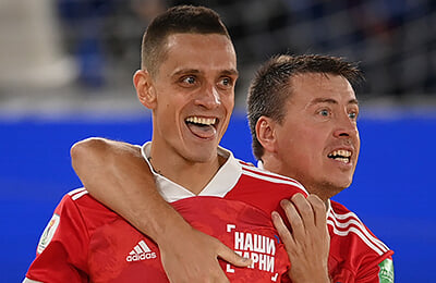 пляжный футбол, сборная Парагвая, сборная России, Антон Шкарин, чемпионат мира по пляжному футболу, сборная Испании, сборная Таити, Алексей Макаров, сборная Японии, сборная Мозамбика