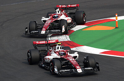 Валттери Боттас, Формула-1, Гран-при Бразилии, Николас Латифи, Чжоу Гуаньюй, Заубер