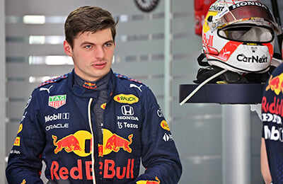 Ред Булл, ФИА, Даниил Квят, Формула-1, Гельмут Марко, Хайме Альгерсуари, Макс Ферстаппен, Даниэль Риккардо, Кими Райкконен, Формула-3, Тото Вольфф, Йос Ферстаппен, Льюис Хэмилтон, Себастьян Феттель, Жан Тодт, Фернандо Алонсо, Айртон Сенна, Серхио Перес, Мика Сало, Жак Вильнев, Нико Росберг, Мика Хаккинен, Мерседес