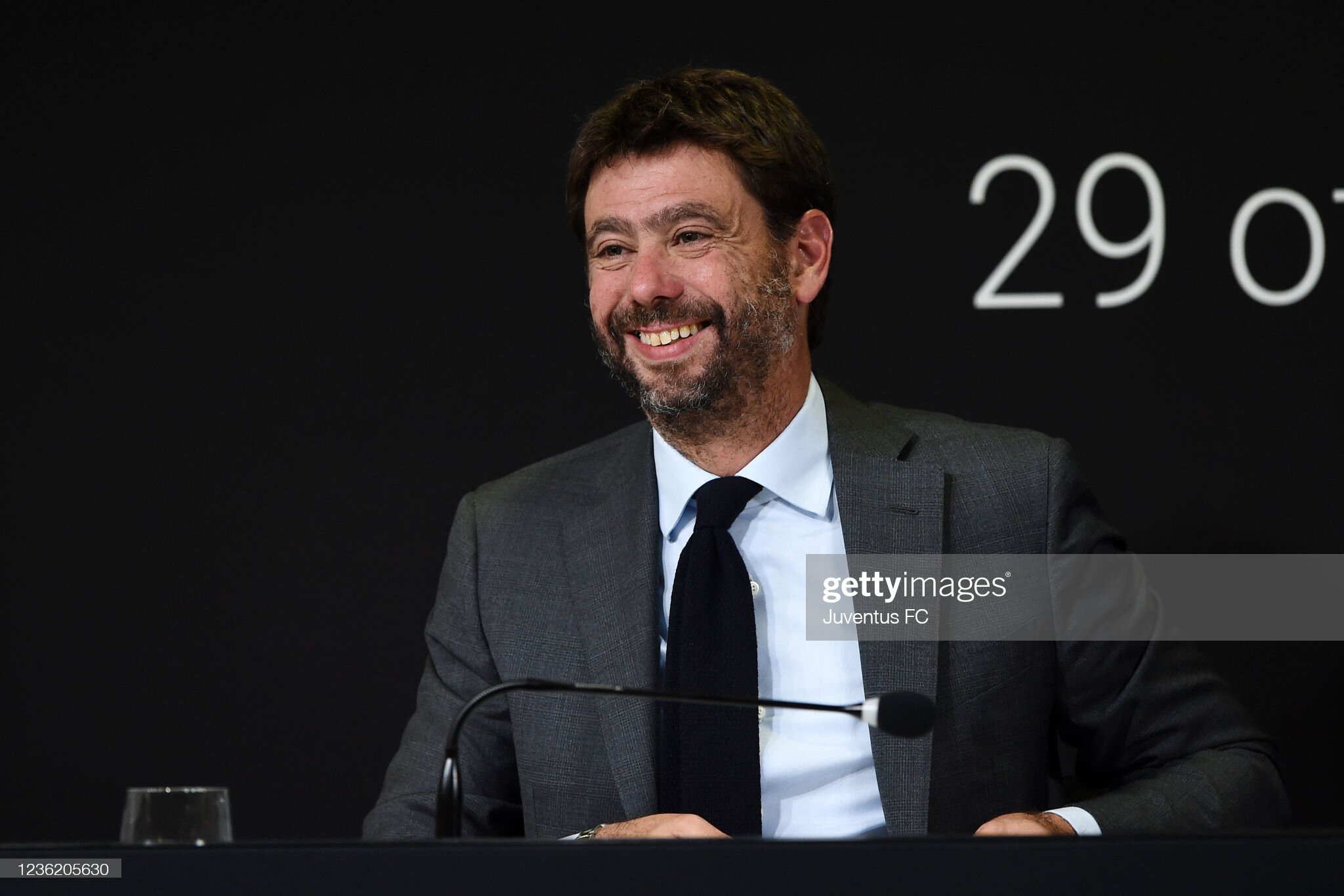 Аньелли в Чёрную Пятницу: «Рэмси и Рабьо всего за 69,99 евро!». Лучшие шутки про 2021 от Gazzetta